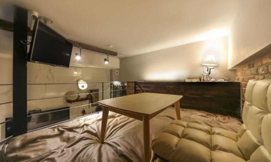 February Hotel Hwanggeum Daegu Buitenkant foto