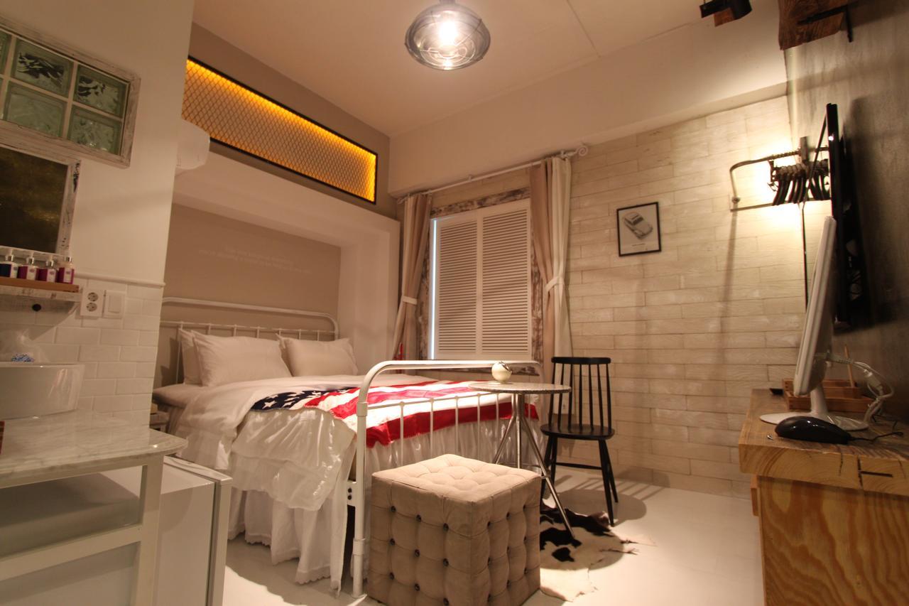 February Hotel Hwanggeum Daegu Buitenkant foto