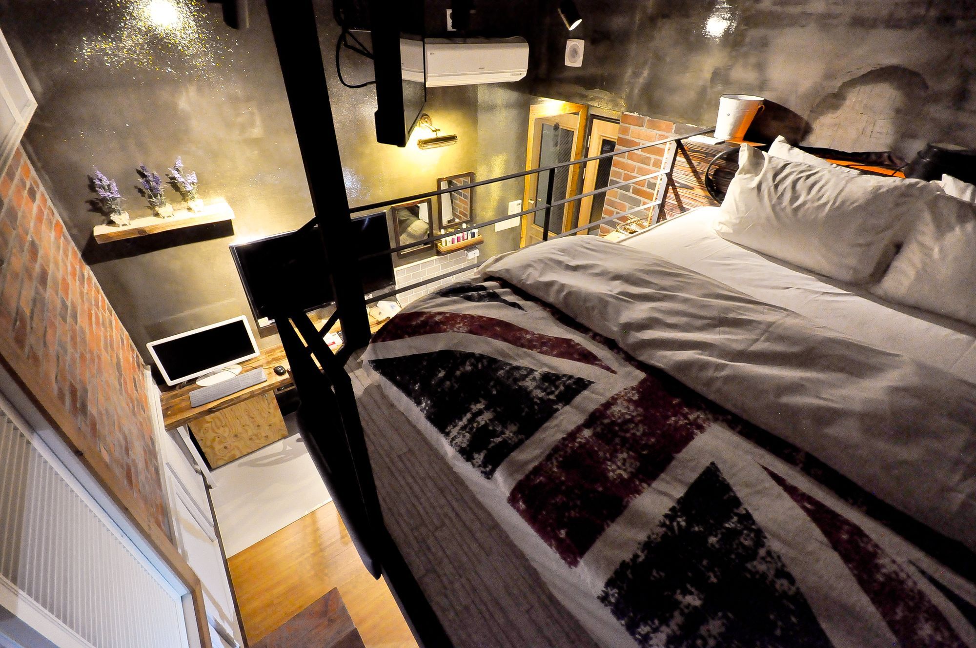 February Hotel Hwanggeum Daegu Buitenkant foto