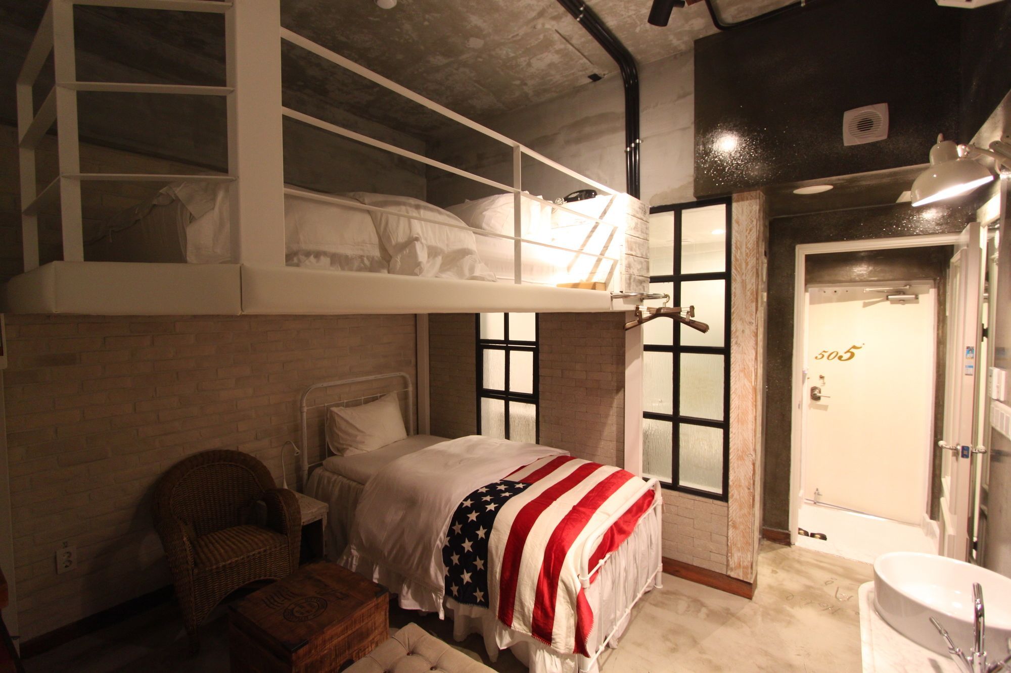February Hotel Hwanggeum Daegu Buitenkant foto