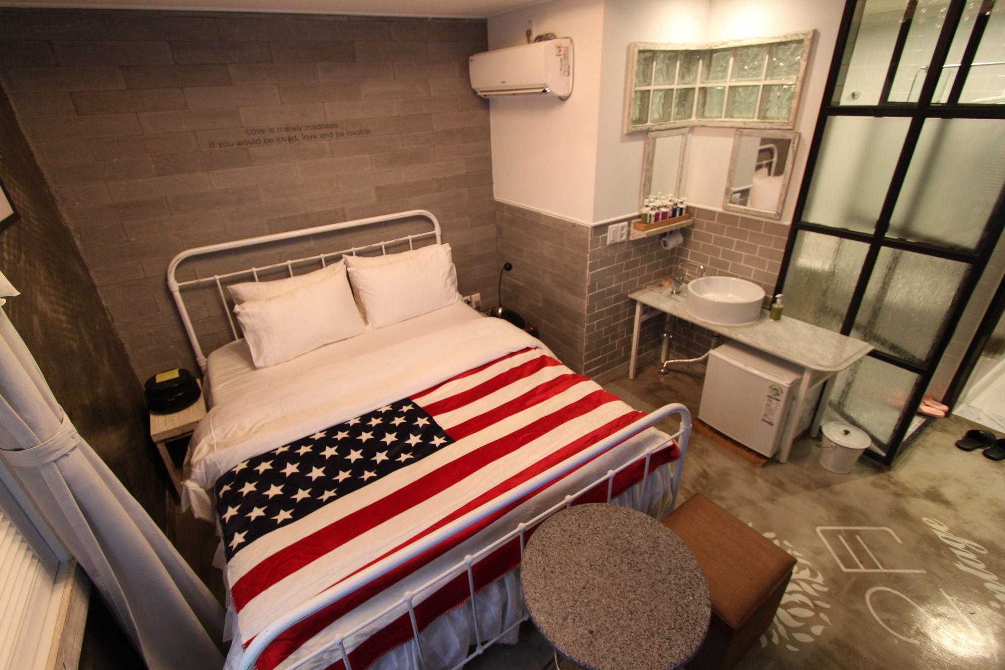 February Hotel Hwanggeum Daegu Buitenkant foto